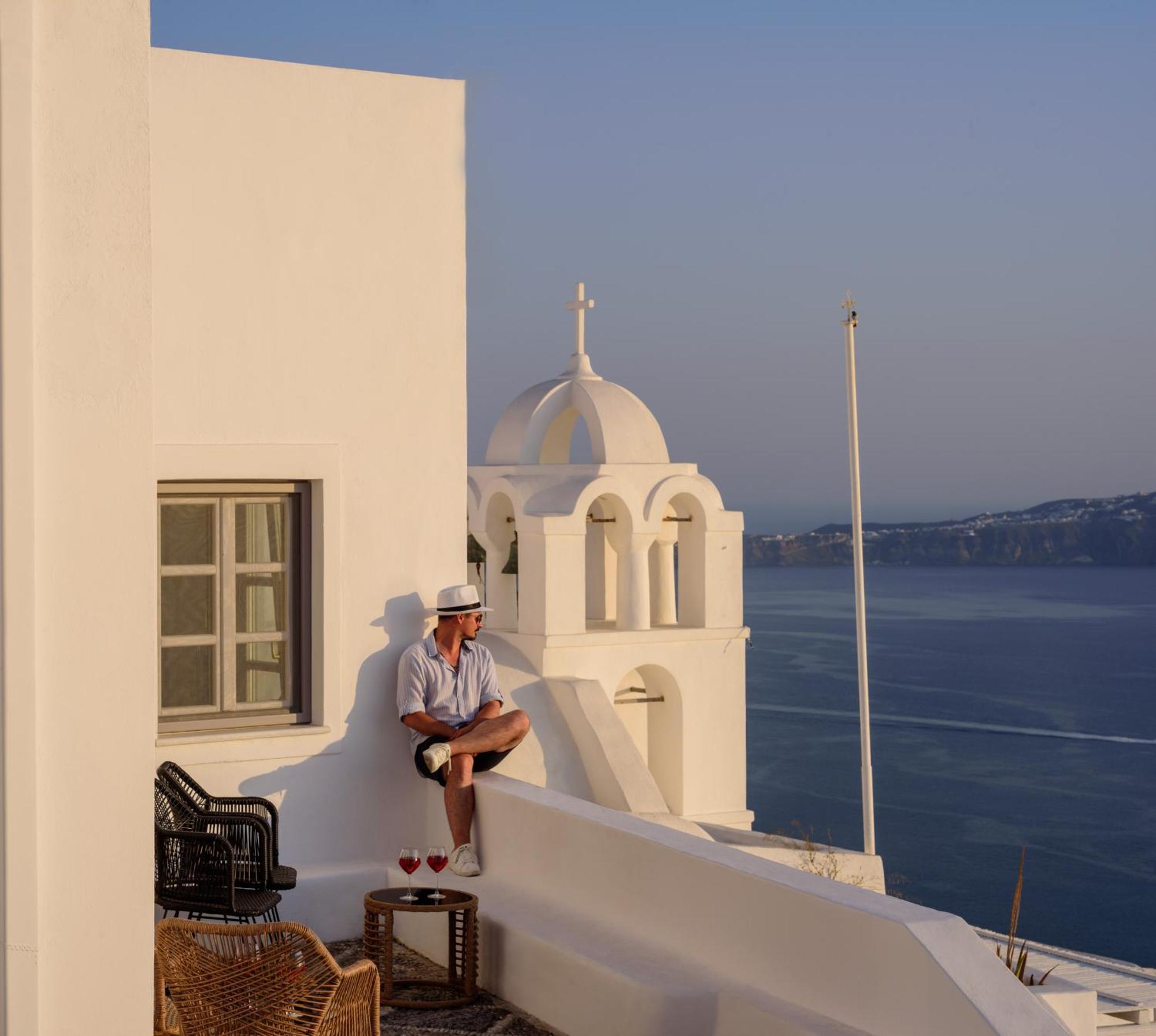 Anemos Family Suites Fira  Exterior foto